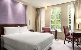 Nh Kensington Hotel 4*